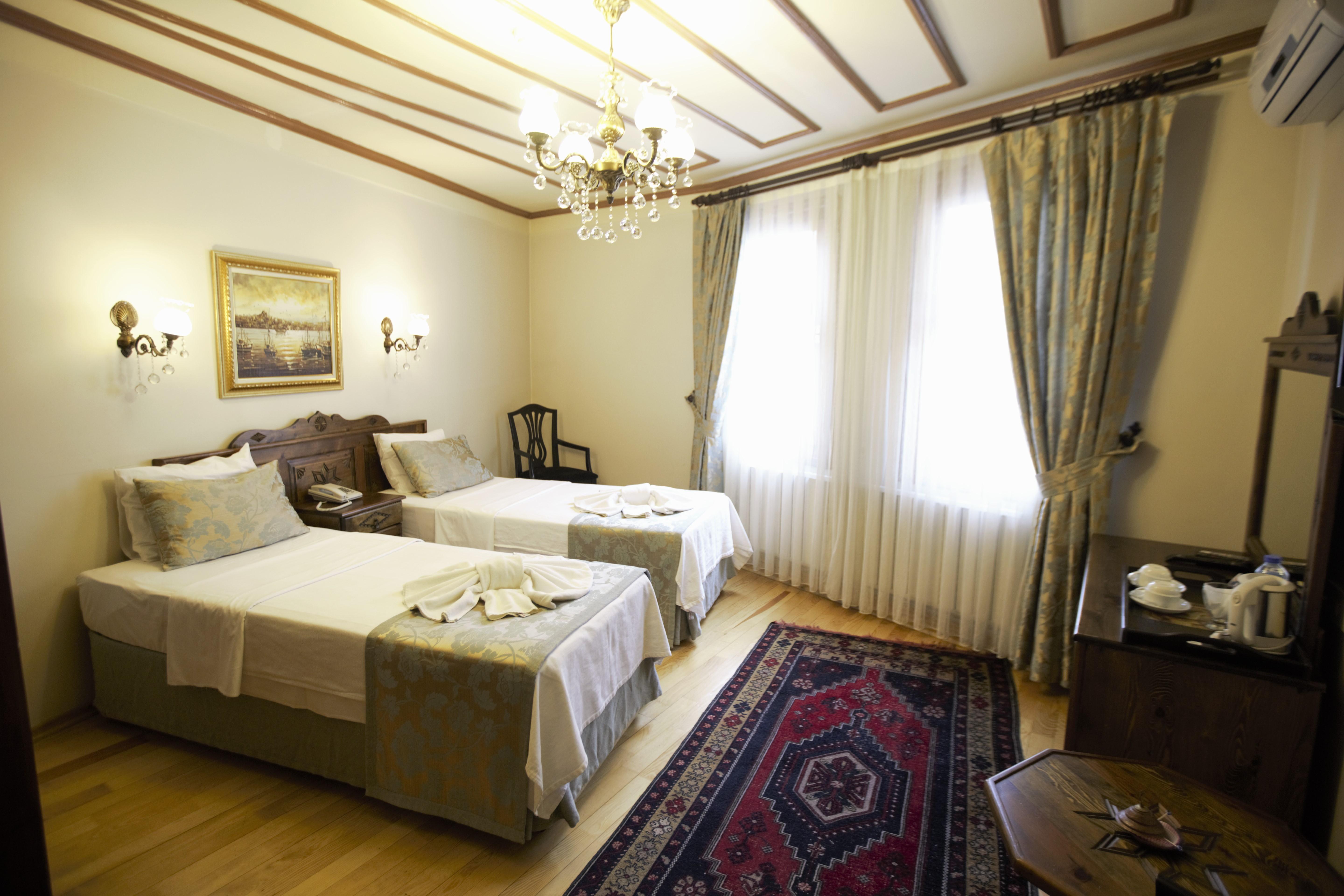 Oba Hotel Istanbul Exterior photo